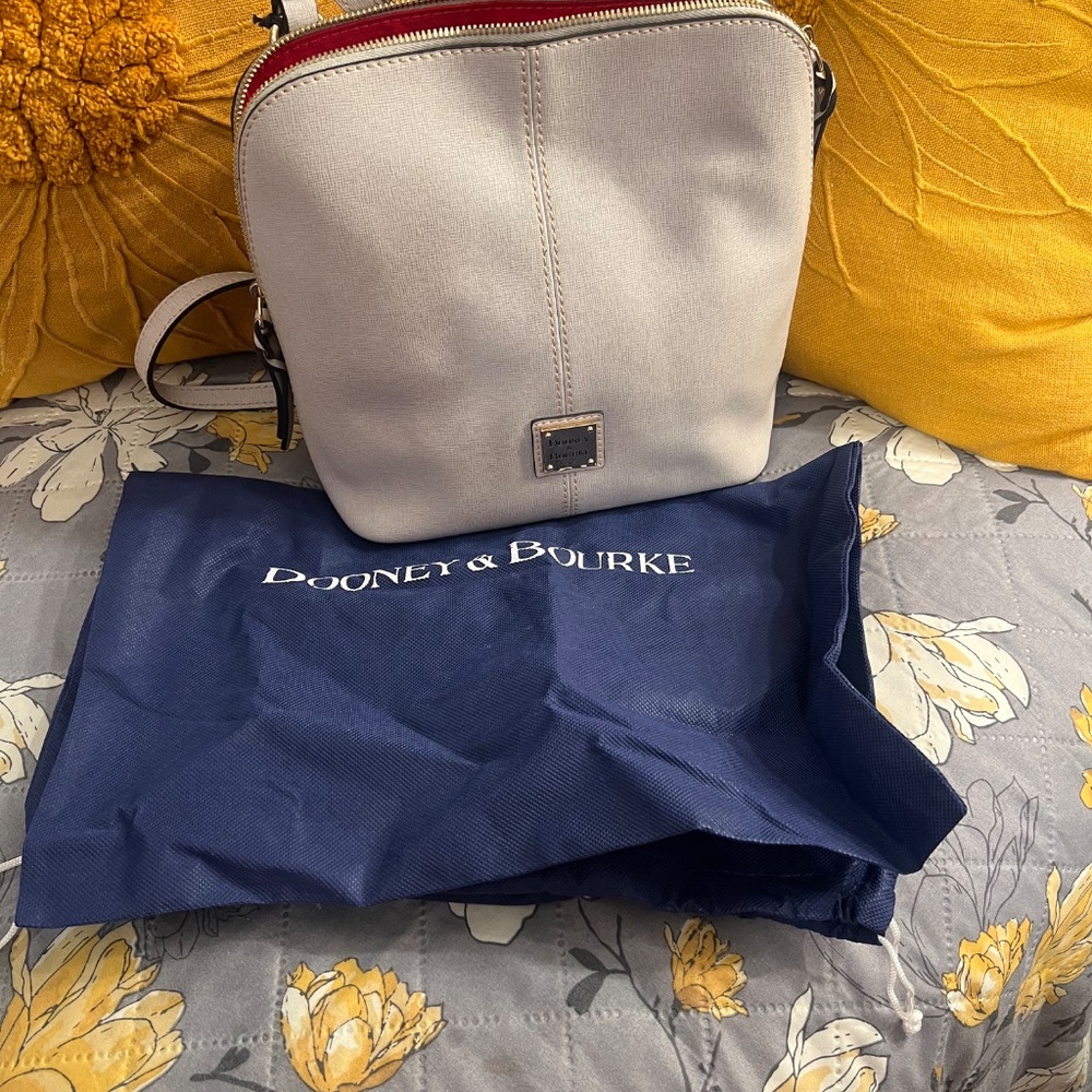 Dooney & Bourke crossbody Bag - Picture 2 of 14
